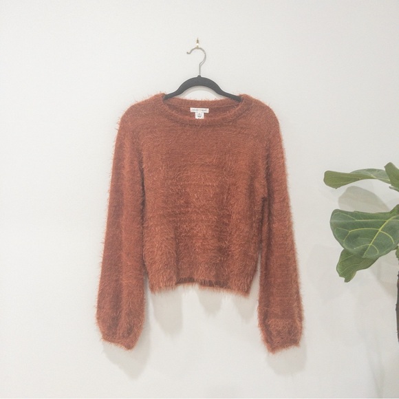 Woven Heart Sweaters - Cozy Eyelash Sweater